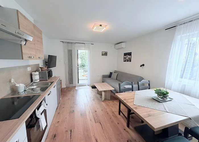 A & B 公寓 洛夫兰